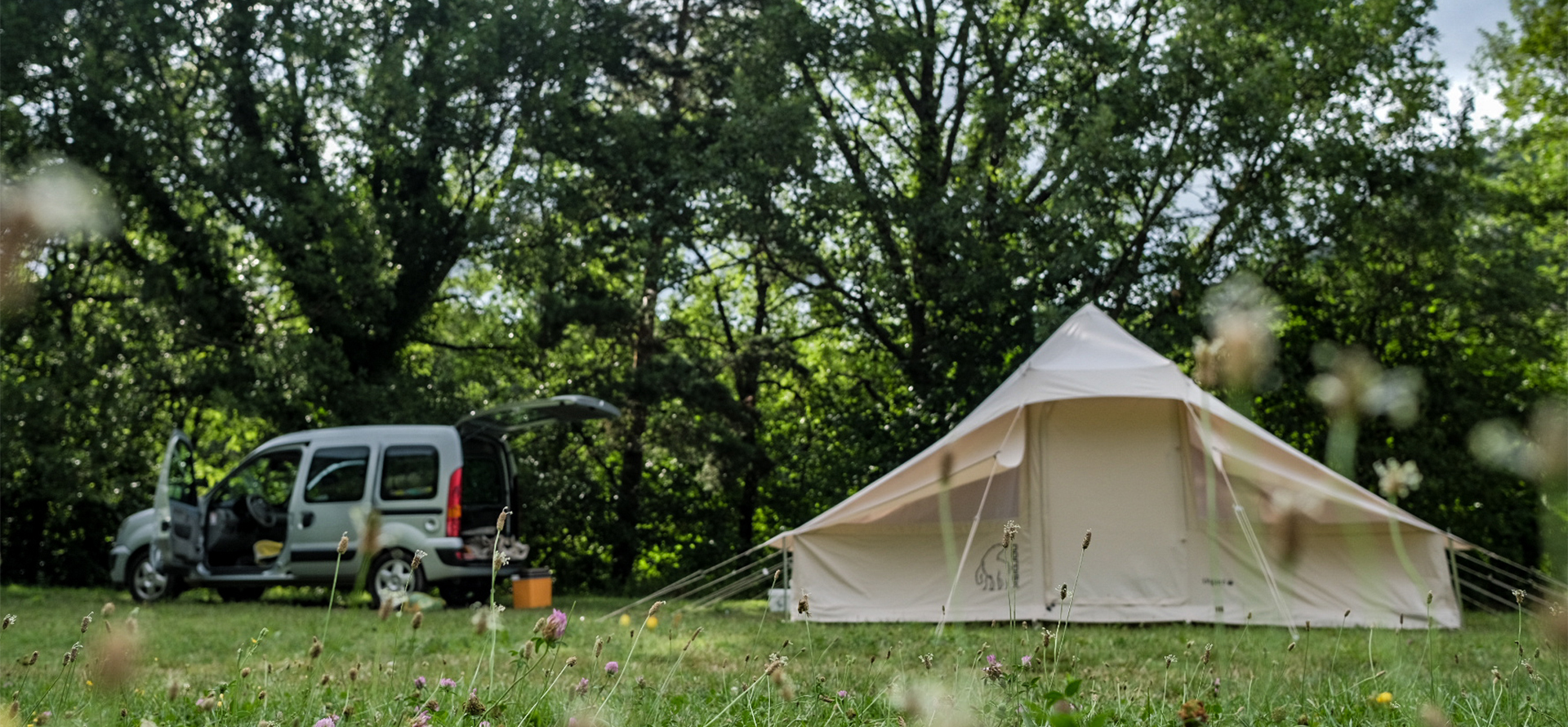 Camping Sainte-Enimie : aire naturelle Gorges du Tarn, camping Charbonnières